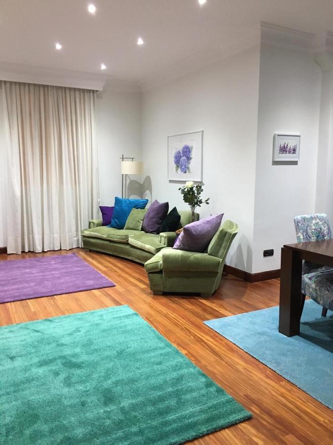 En Pleno Centro De Bilbao Y Muy Cerca Del Guggenheim Apartment Bagian luar foto